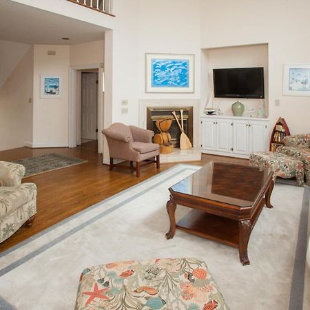 Victorian Sea-Cret Villa Virginia Beach Exterior photo
